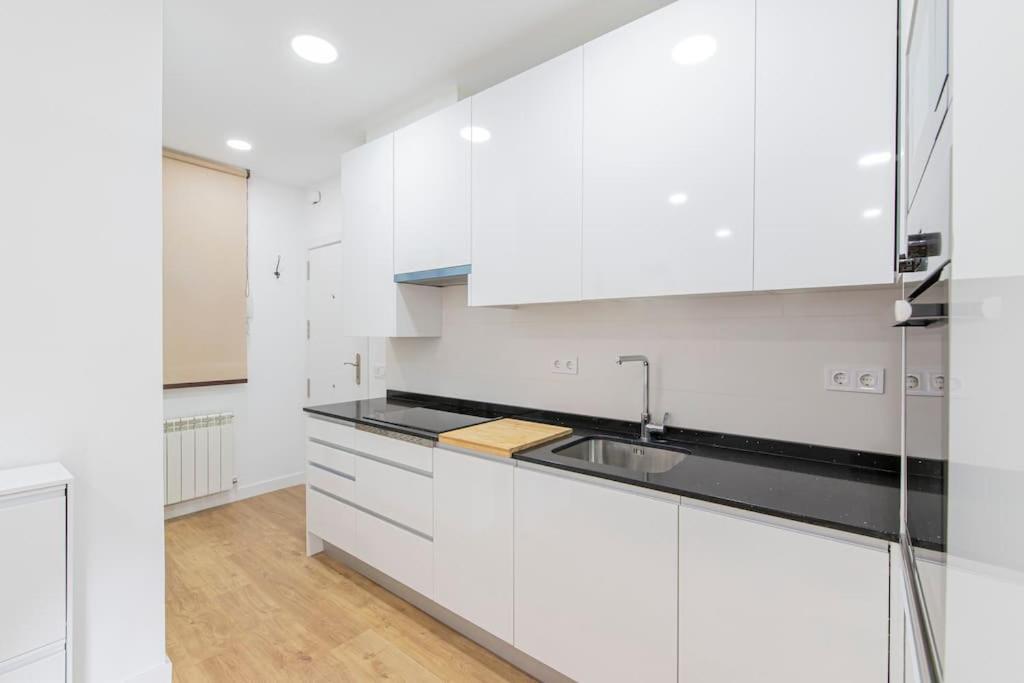 Espectacular Apartamento Plaza Mayor Madrid Bagian luar foto